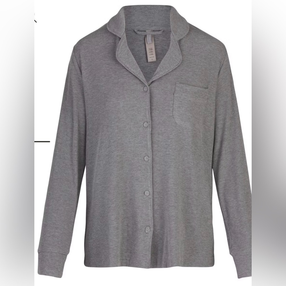 SKIMS Gray Button-Up Pajama Top